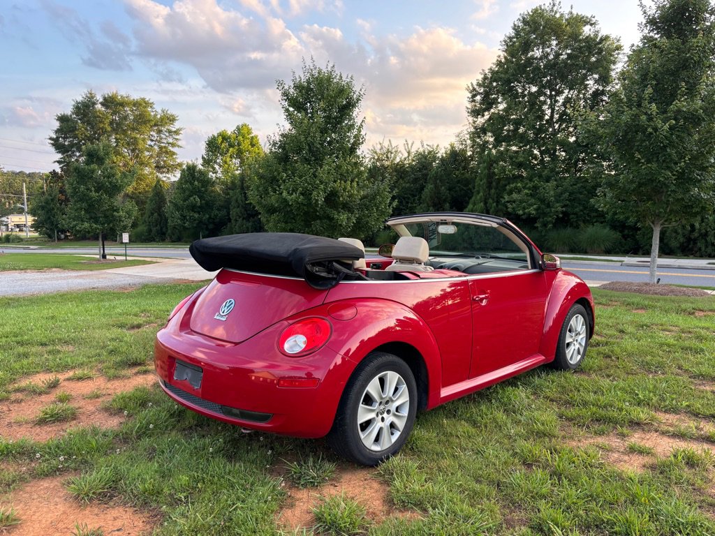 Used 2009 Volkswagen Beetle S image 5
