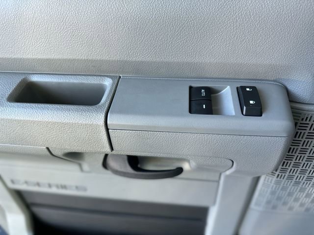 Used 2022 Ford E-450 and Econoline 450 Super Duty image 14