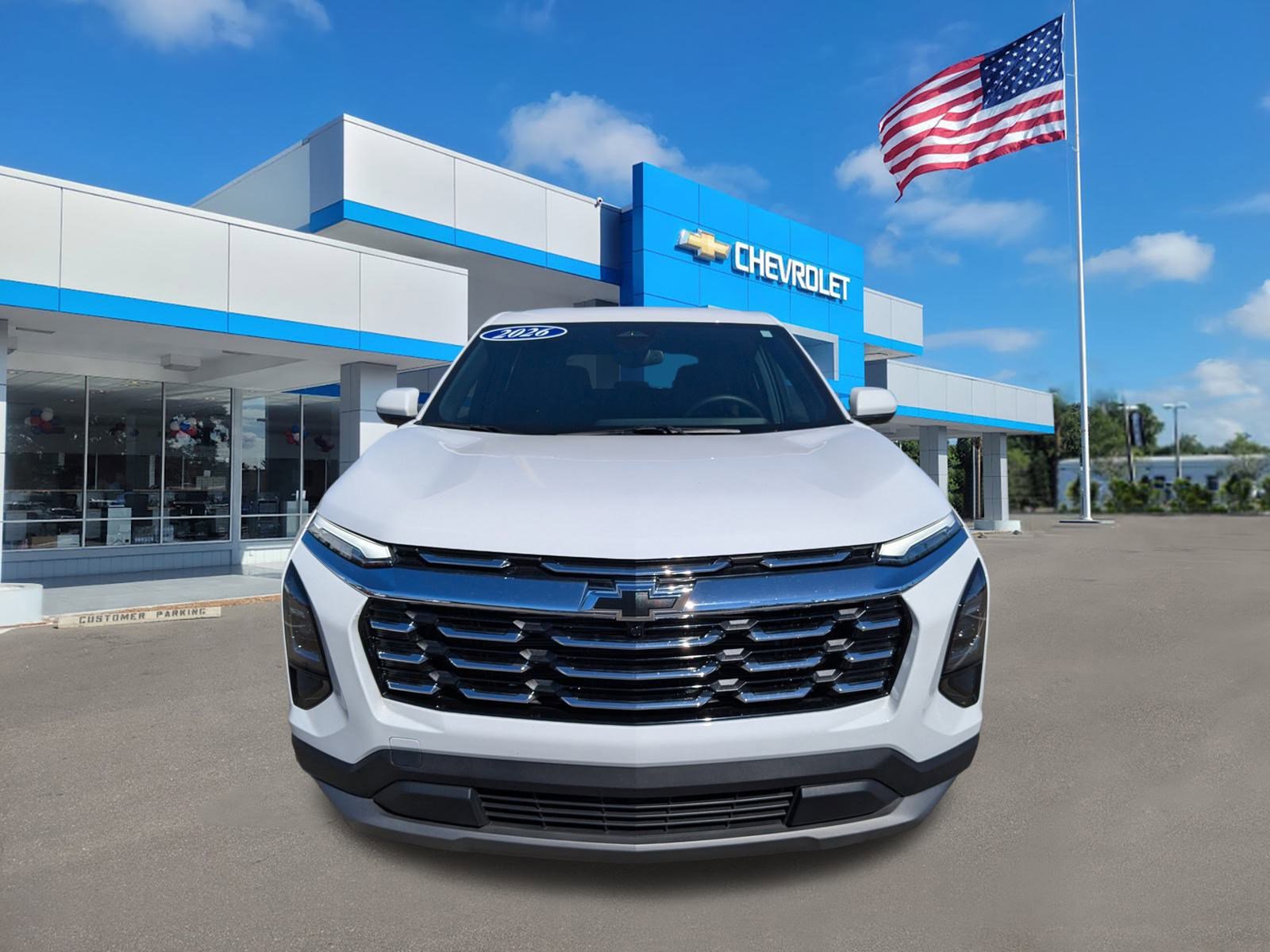 Used 2026 Chevrolet Equinox LT image 2