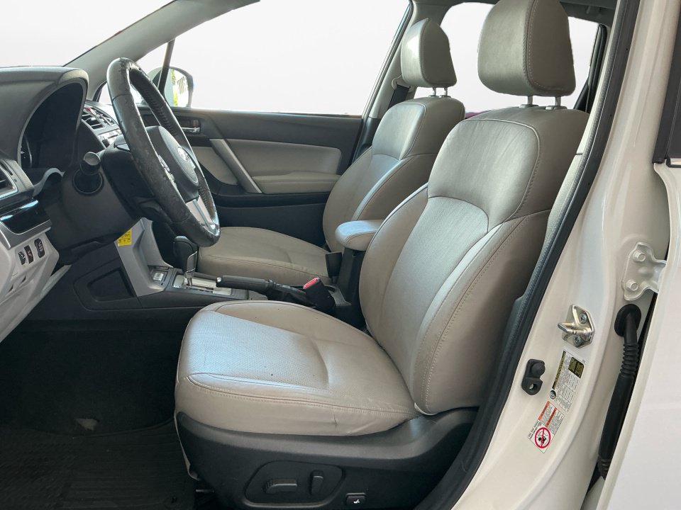 Used 2017 Subaru Forester 2.5i Limited AWD/4WD image 11