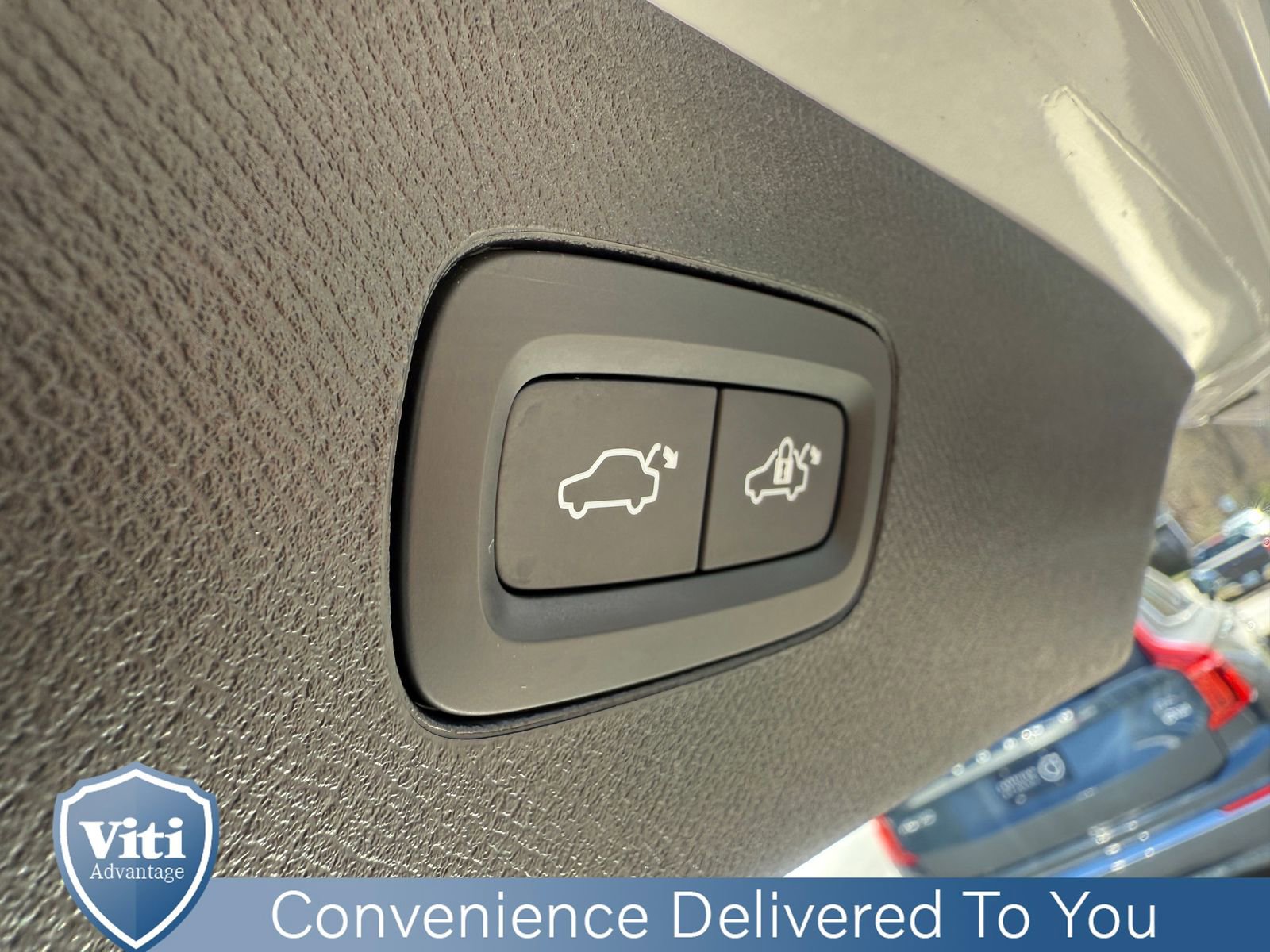 Used 2023 Volvo XC90 B5 Plus w/ Protection Package Premier AWD/4WD image 25