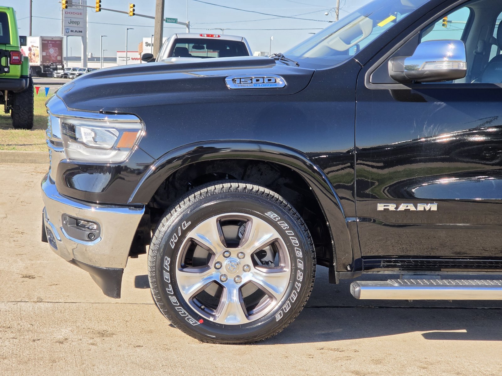 Used 2022 RAM 1500 Laramie AWD/4WD image 10