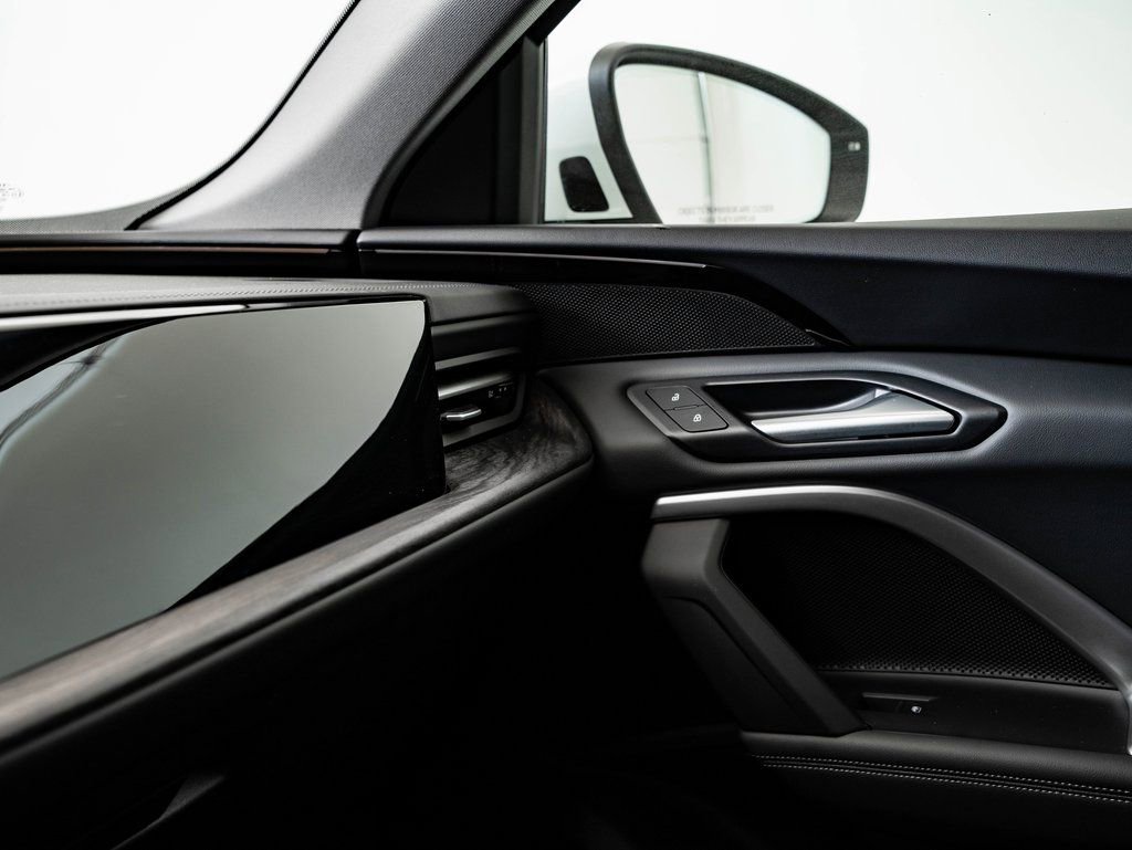 Certified 2025 Audi Q5 Premium w/ 19" Wheel Package image 37