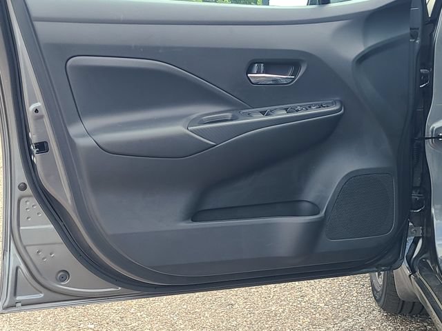 New 2025 Nissan Versa SV w/ Trunk Package FWD image 10