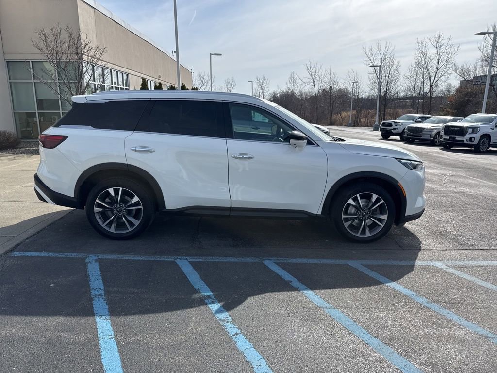 Certified 2024 INFINITI QX60 Luxe image 4