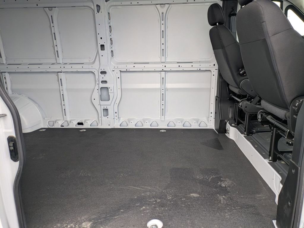 Used 2024 RAM ProMaster 2500 FWD image 31