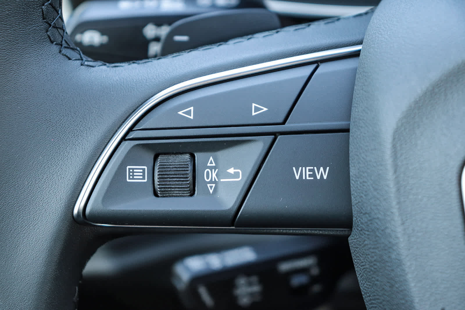 New 2025 Audi Q3 2.0T Premium image 19