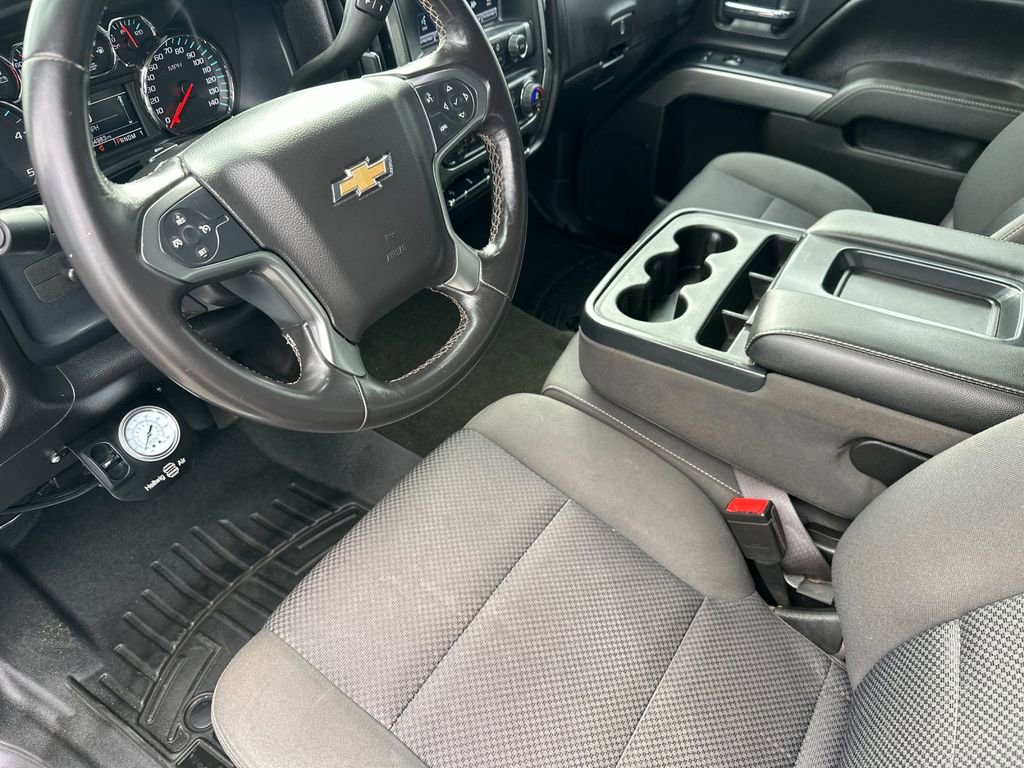Used 2016 Chevrolet Silverado 2500 LT w/ LT Convenience Package AWD/4WD image 9