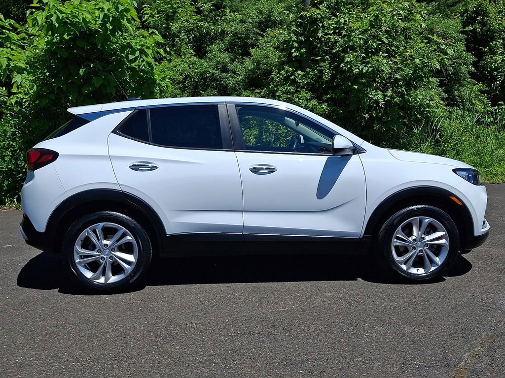 Used 2023 Buick Encore GX Preferred w/ Cold Weather Comfort Package FWD image 7