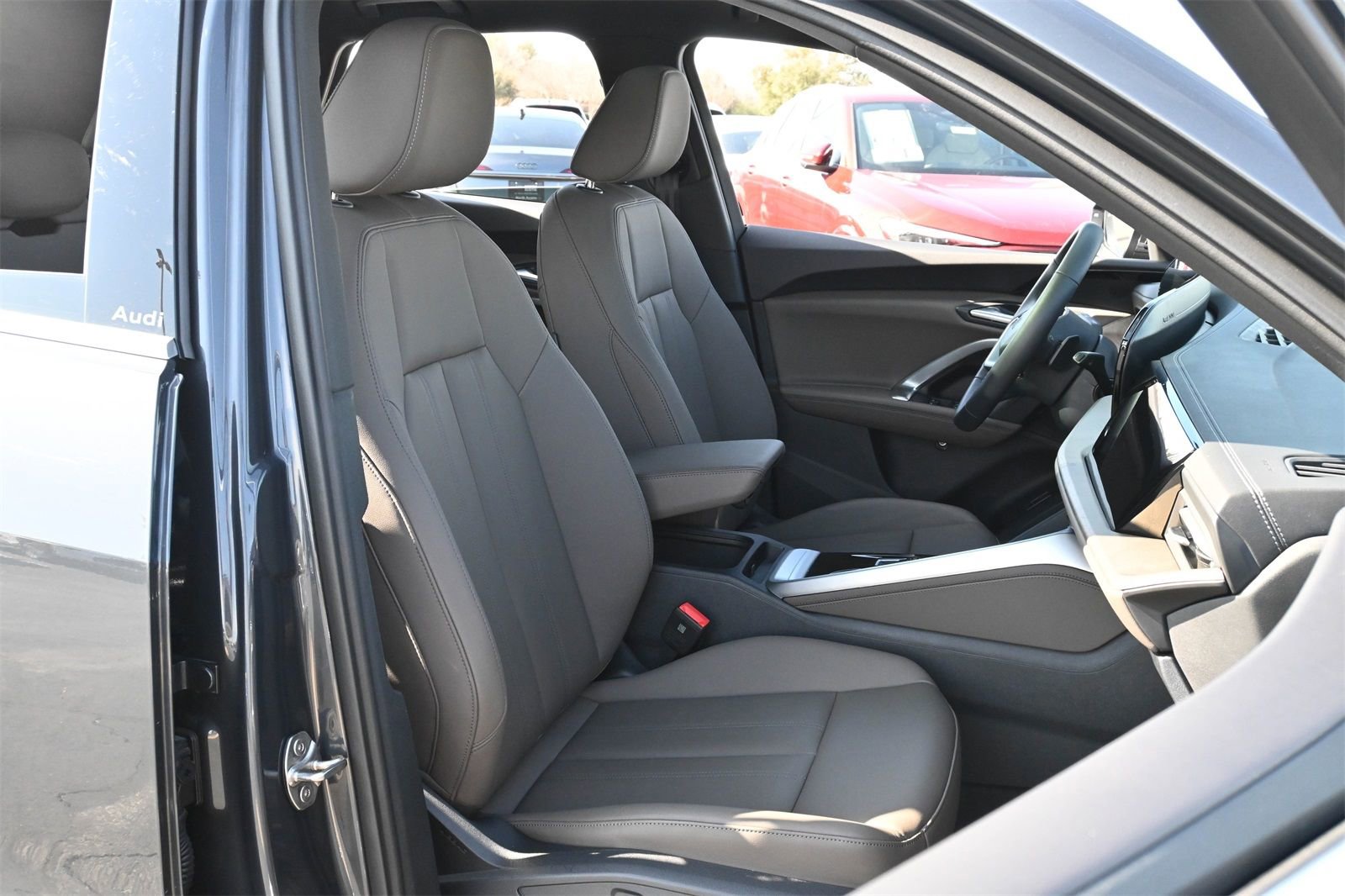 Certified 2025 Audi Q5 Premium w/ Convenience Package image 22