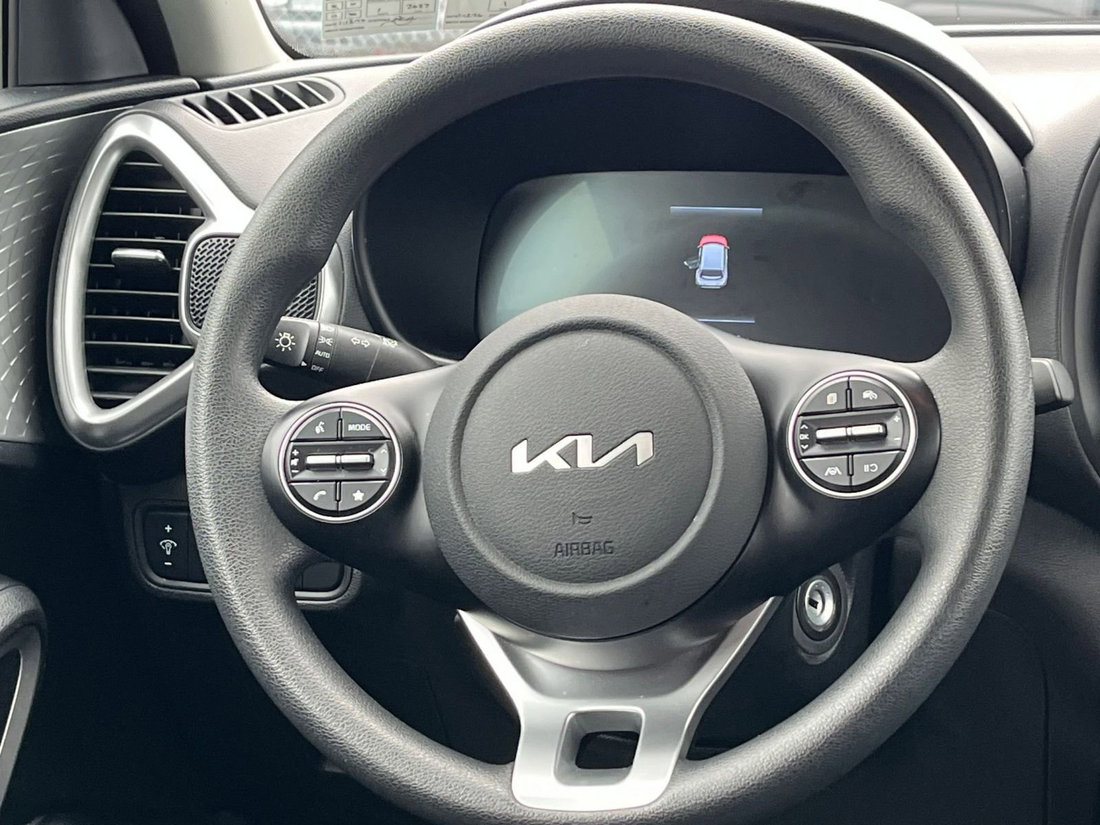 Used 2024 Kia Soul LX w/ Option Group 015 image 26