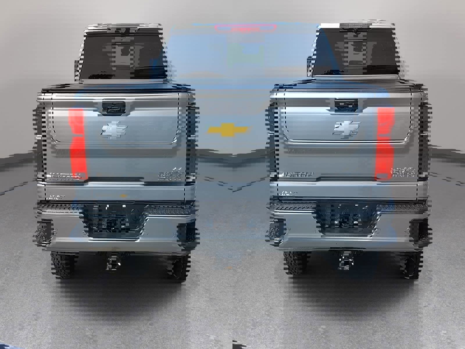 Used 2025 Chevrolet Silverado 2500 High Country w/ High Country Premium Package image 6