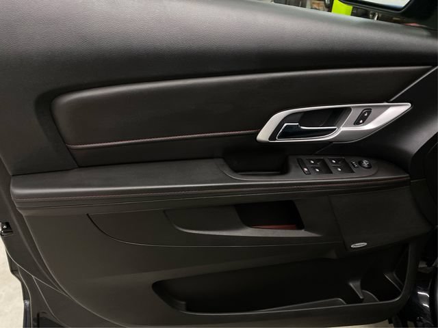 Used 2015 GMC Terrain SLT w/ Open Road Package AWD/4WD image 25