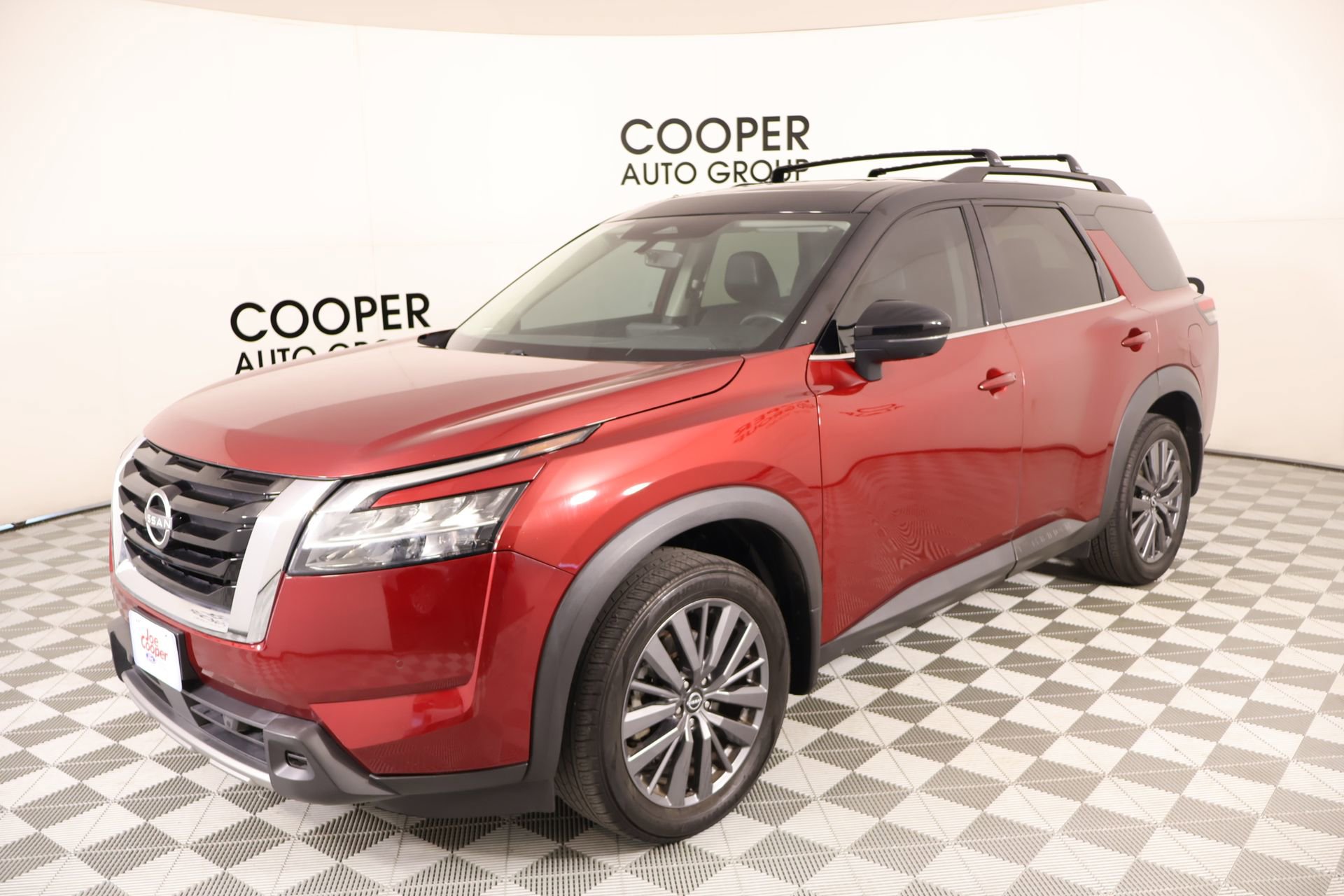 Used 2023 Nissan Pathfinder SL w/ SL Premium Package FWD image 11