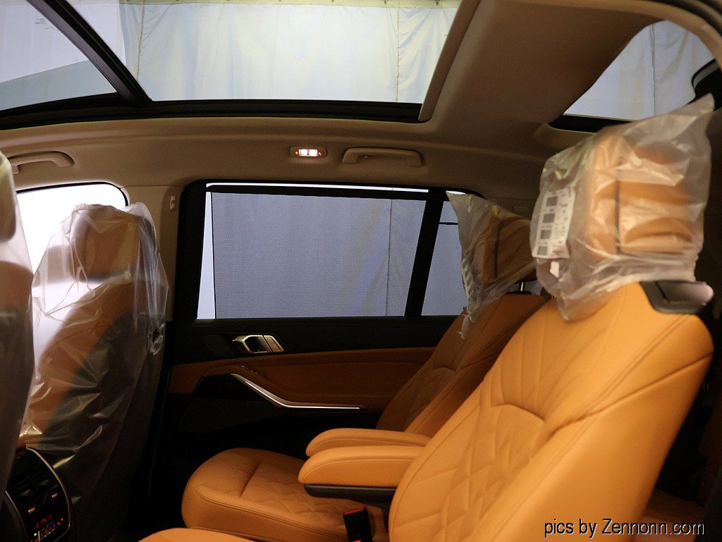 New 2027 BMW X7 xDrive40i AWD/4WD image 14