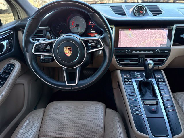 Used 2021 Porsche Macan S AWD/4WD image 23