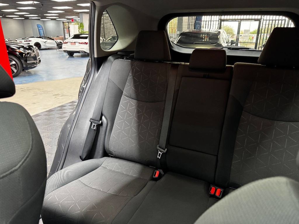 Used 2019 Toyota RAV4 XLE image 36