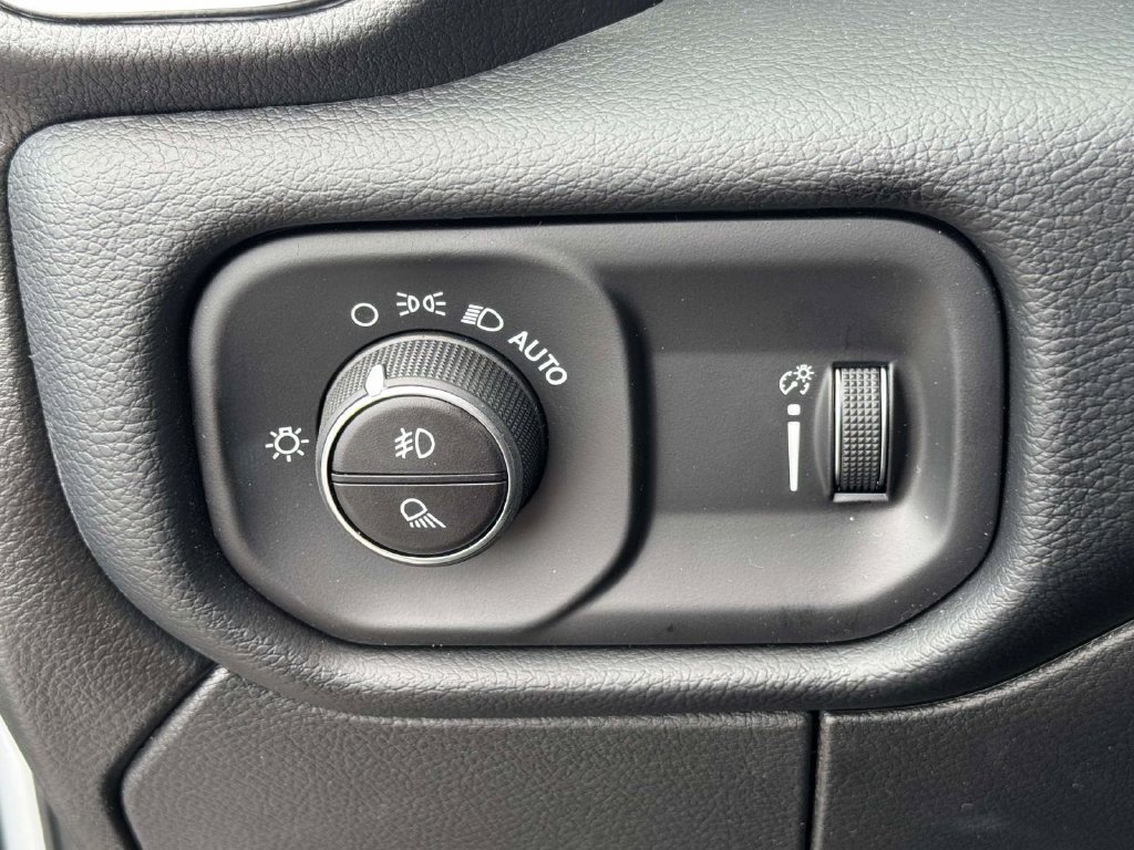 New 2026 RAM 2500 Big Horn AWD/4WD image 29