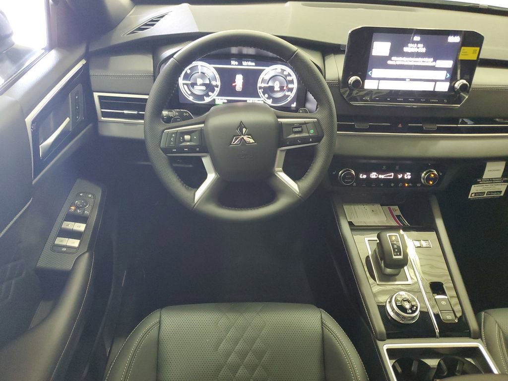 New 2025 Mitsubishi Outlander SEL Black Edition image 16