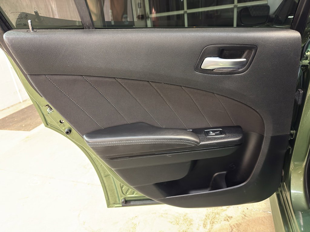 Used 2021 Dodge Charger R/T w/ Blacktop Package image 28