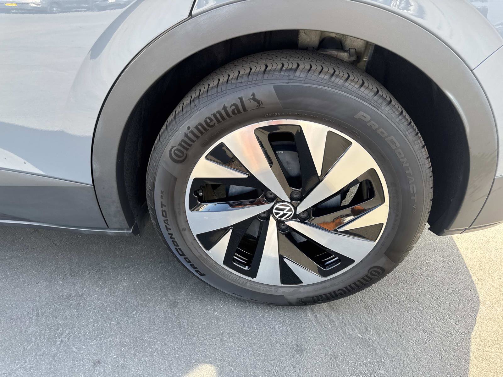 Certified 2024 Volkswagen ID.4 2WD image 6