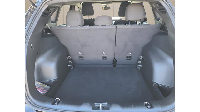 Used 2024 Jeep Compass Sport image 14