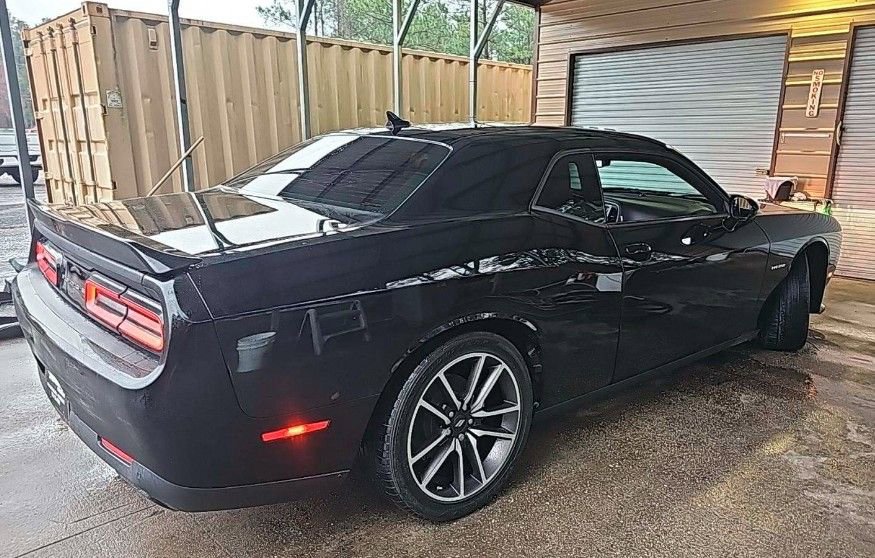 Used 2022 Dodge Challenger R/T w/ Plus Package image 3