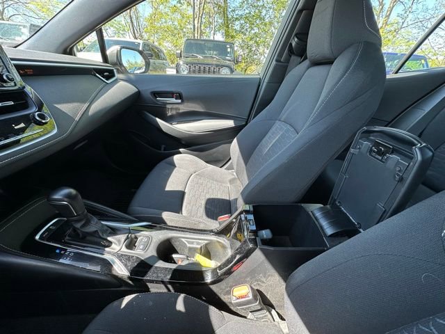 Used 2022 Toyota Corolla SE FWD image 25