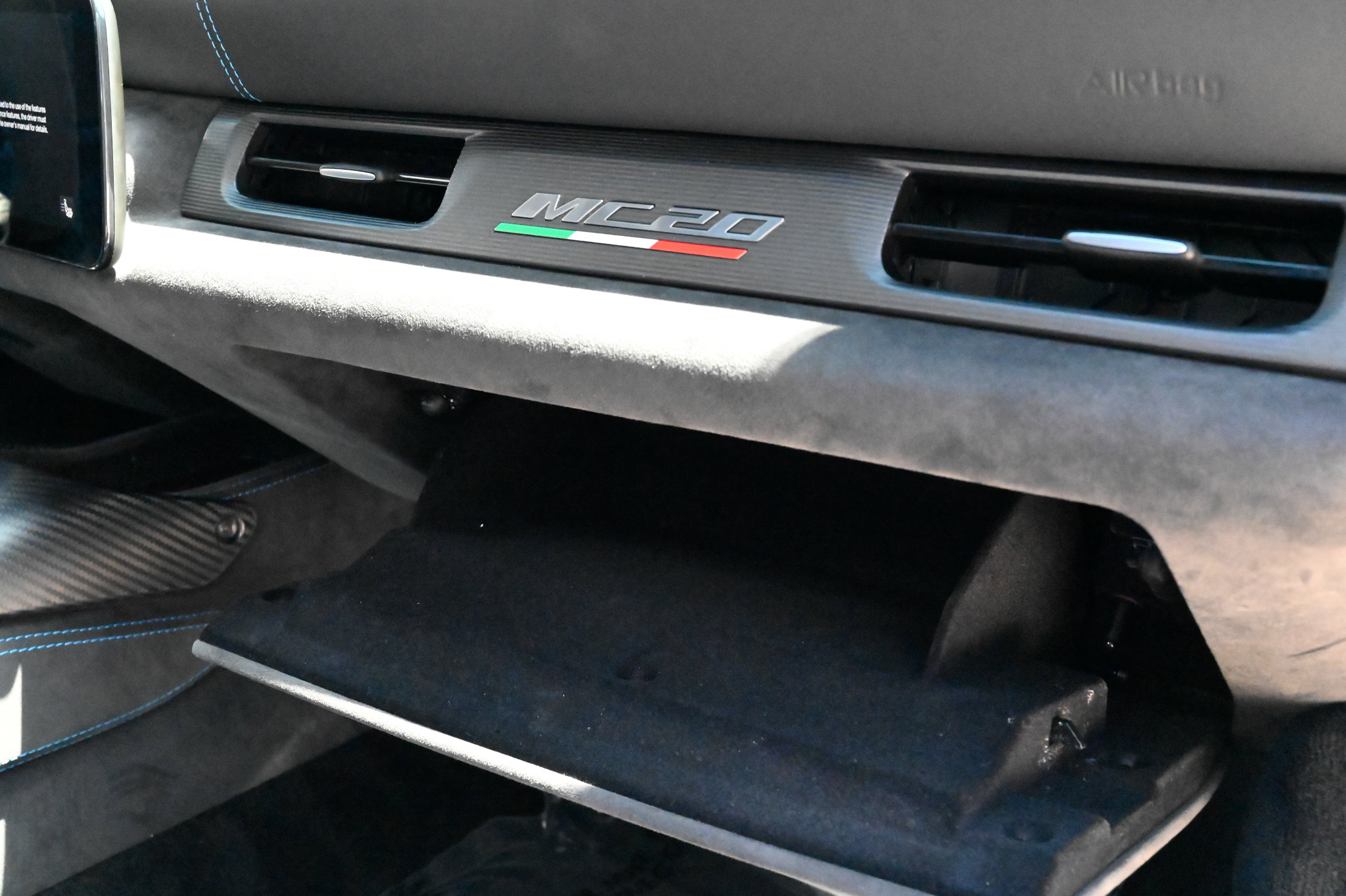 Used 2022 Maserati MC20 Coupe RWD image 29