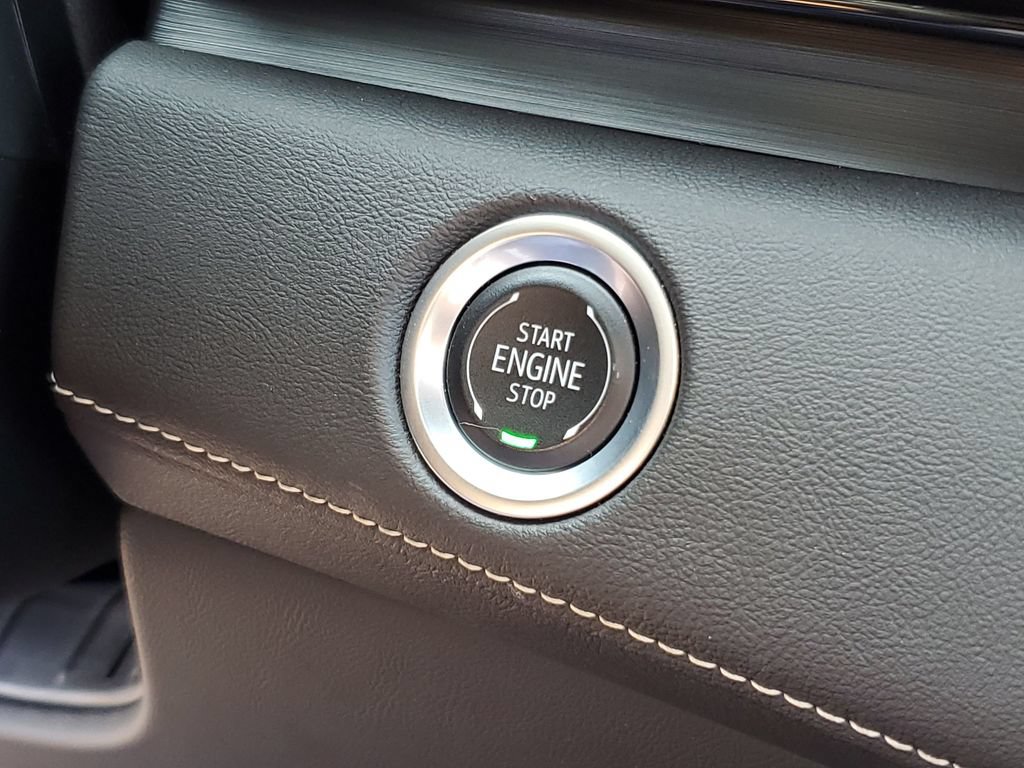 Used 2024 Cadillac Escalade ESV Premium Luxury w/ LPO, Floor Liner Package AWD/4WD image 14