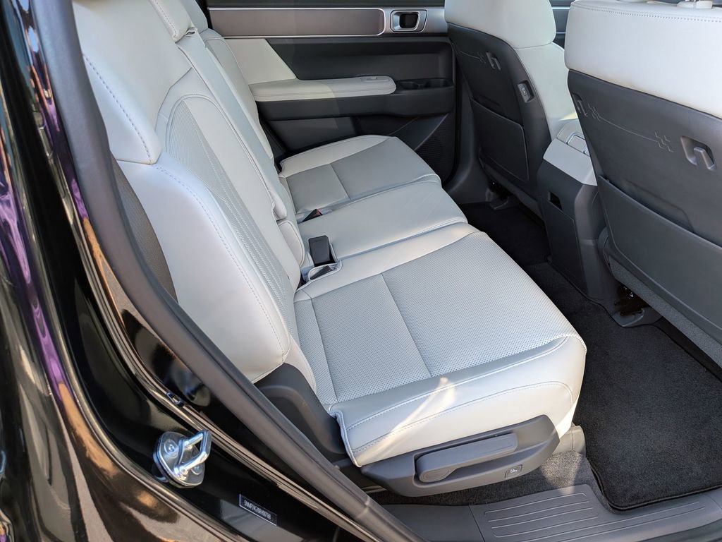 Used 2024 Hyundai Santa Fe SEL image 32