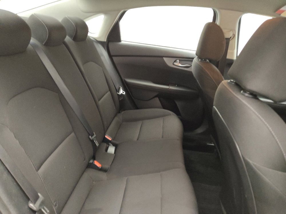 Used 2021 Kia Forte LXS FWD image 19