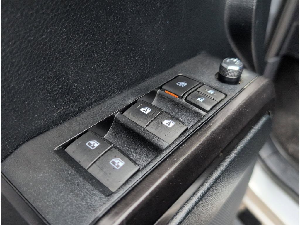 Used 2017 Toyota Tacoma TRD Off-Road image 14