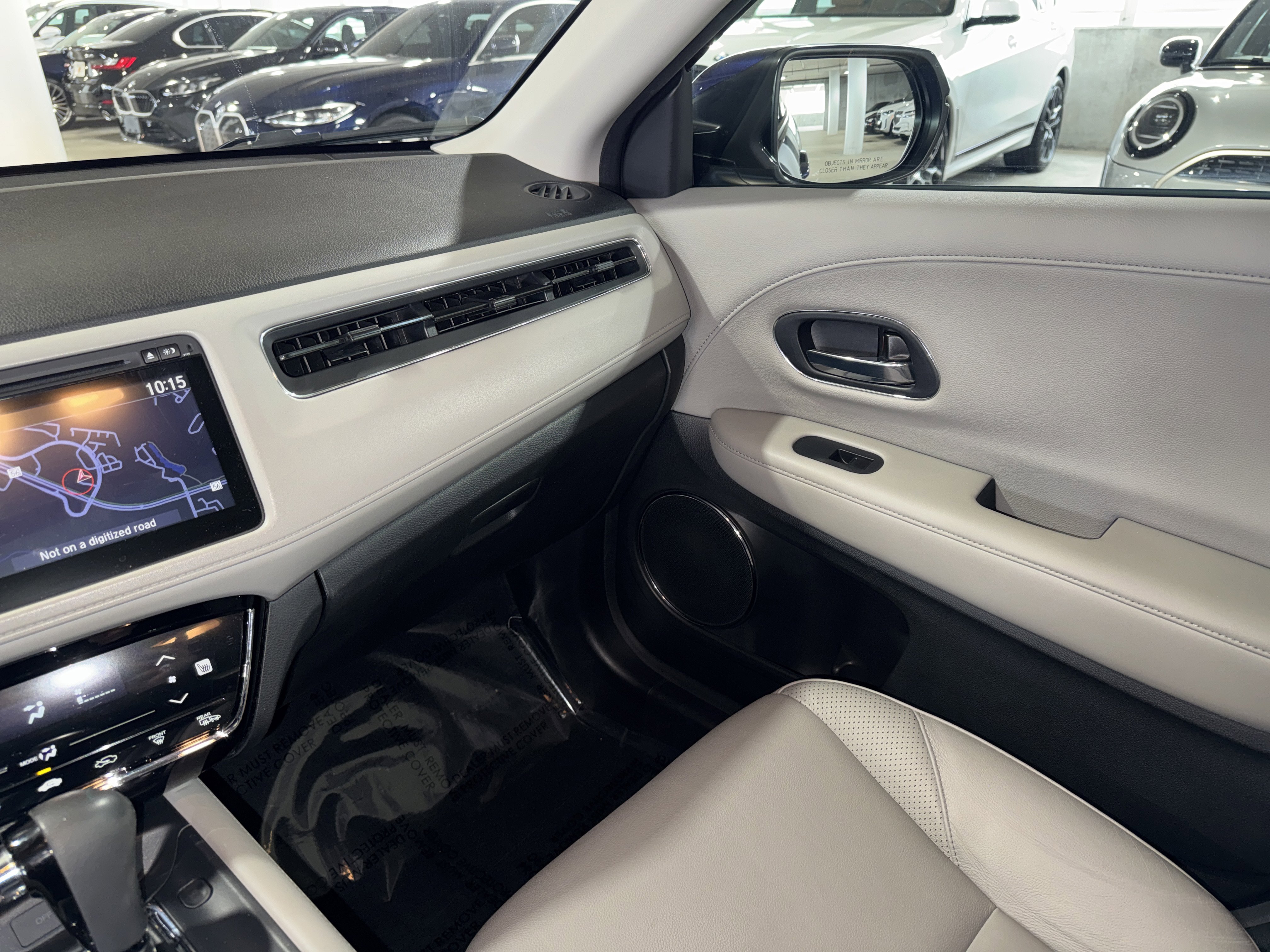 Used 2017 Honda HR-V EX-L image 29