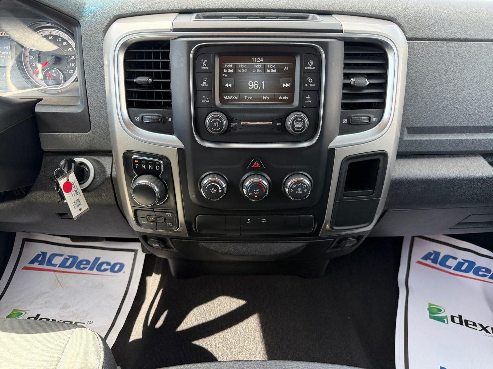 Used 2020 RAM 1500 Classic SLT AWD/4WD image 11