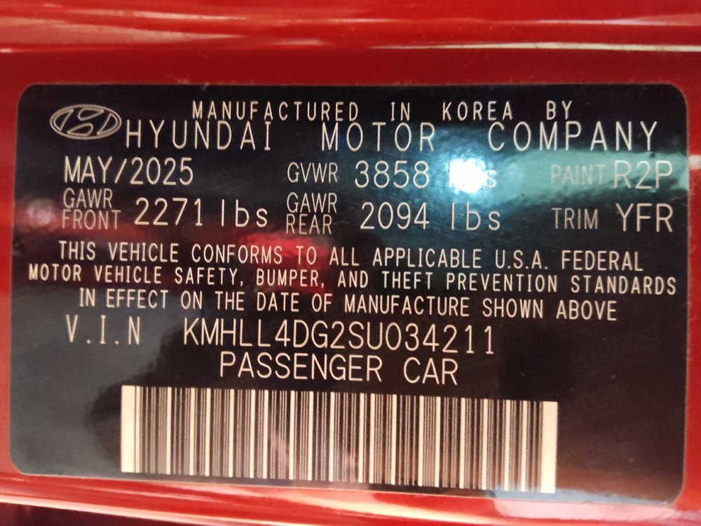 Used 2025 Hyundai Elantra SE FWD image 33