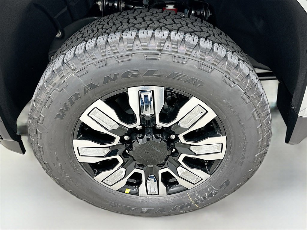 New 2026 GMC Sierra 2500 Denali w/ Denali Reserve Package image 33