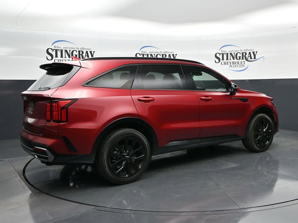 Used 2023 Kia Sorento SX image 7