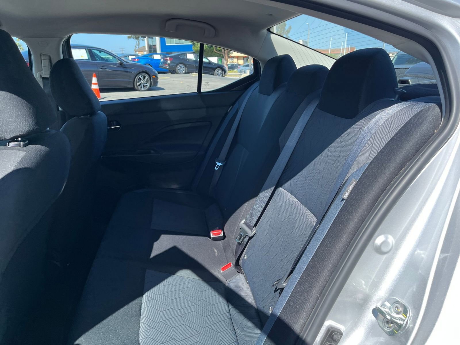 Used 2025 Nissan Versa SV FWD image 25