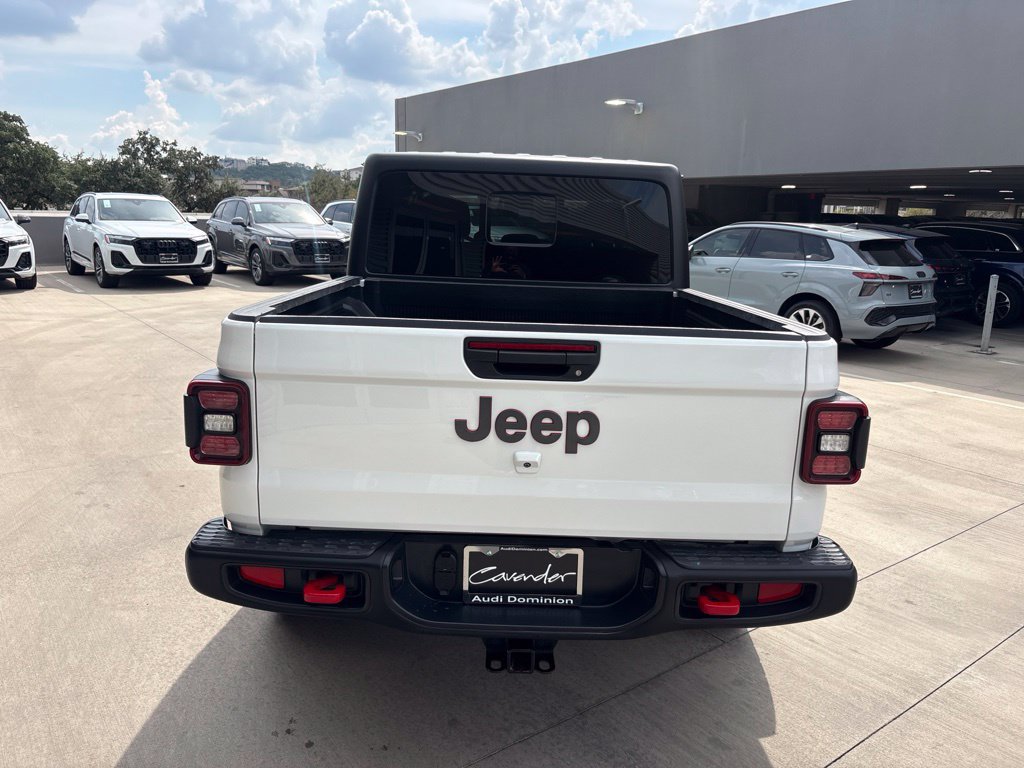 Used 2026 Jeep Gladiator Rubicon AWD/4WD image 10