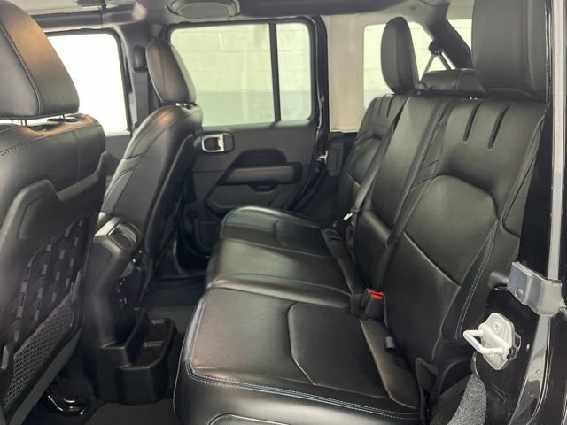 Used 2022 Jeep Wrangler Unlimited Rubicon 4xe AWD/4WD image 45