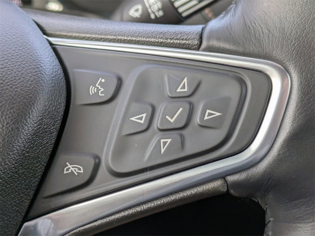 Used 2018 Chevrolet Equinox Premier image 27