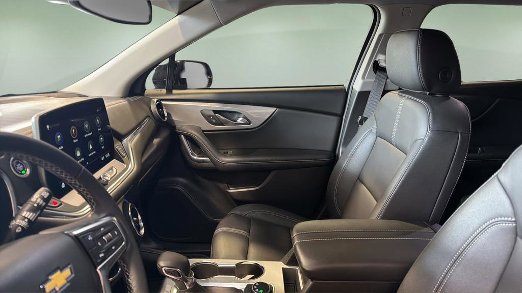 Used 2024 Chevrolet Blazer LT w/ Redline Edition image 13