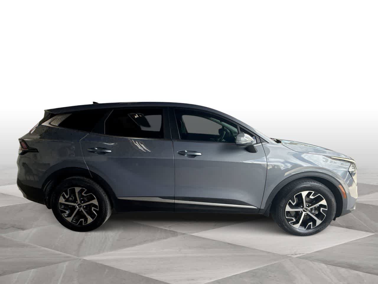 Used 2023 Kia Sportage EX FWD image 9