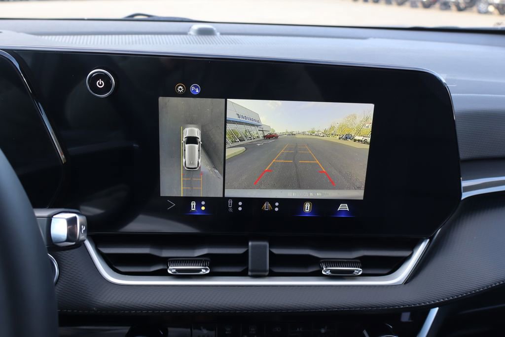 New 2026 Chevrolet Equinox LT AWD/4WD image 12