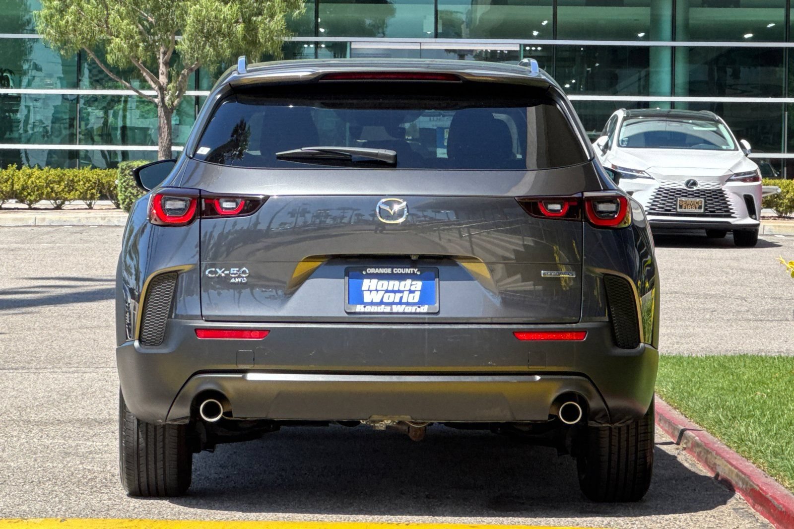 Used 2025 MAZDA CX-50 AWD 2.5 S w/ Preferred Package image 5