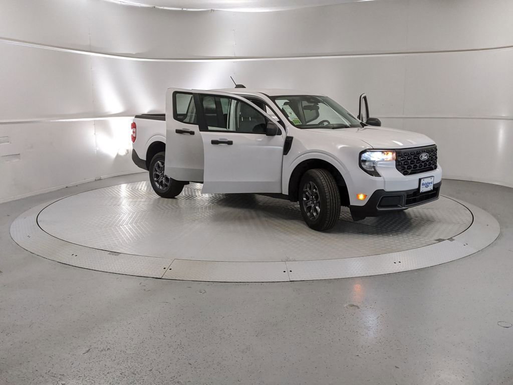 New 2026 Ford Maverick XLT image 7