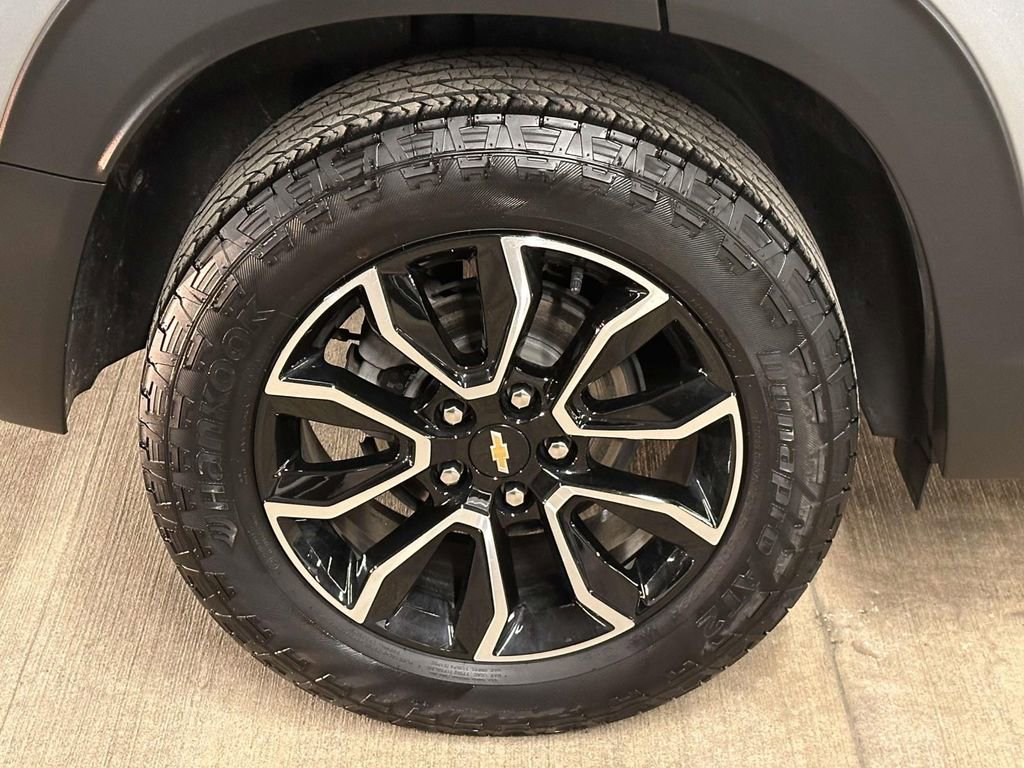 Used 2023 Chevrolet TrailBlazer ACTIV image 12