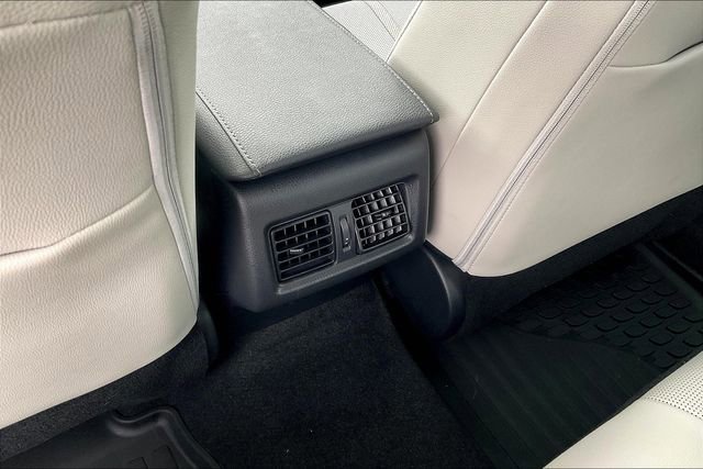 Used 2025 Toyota Camry XLE w/ Premium Plus Package FWD image 34