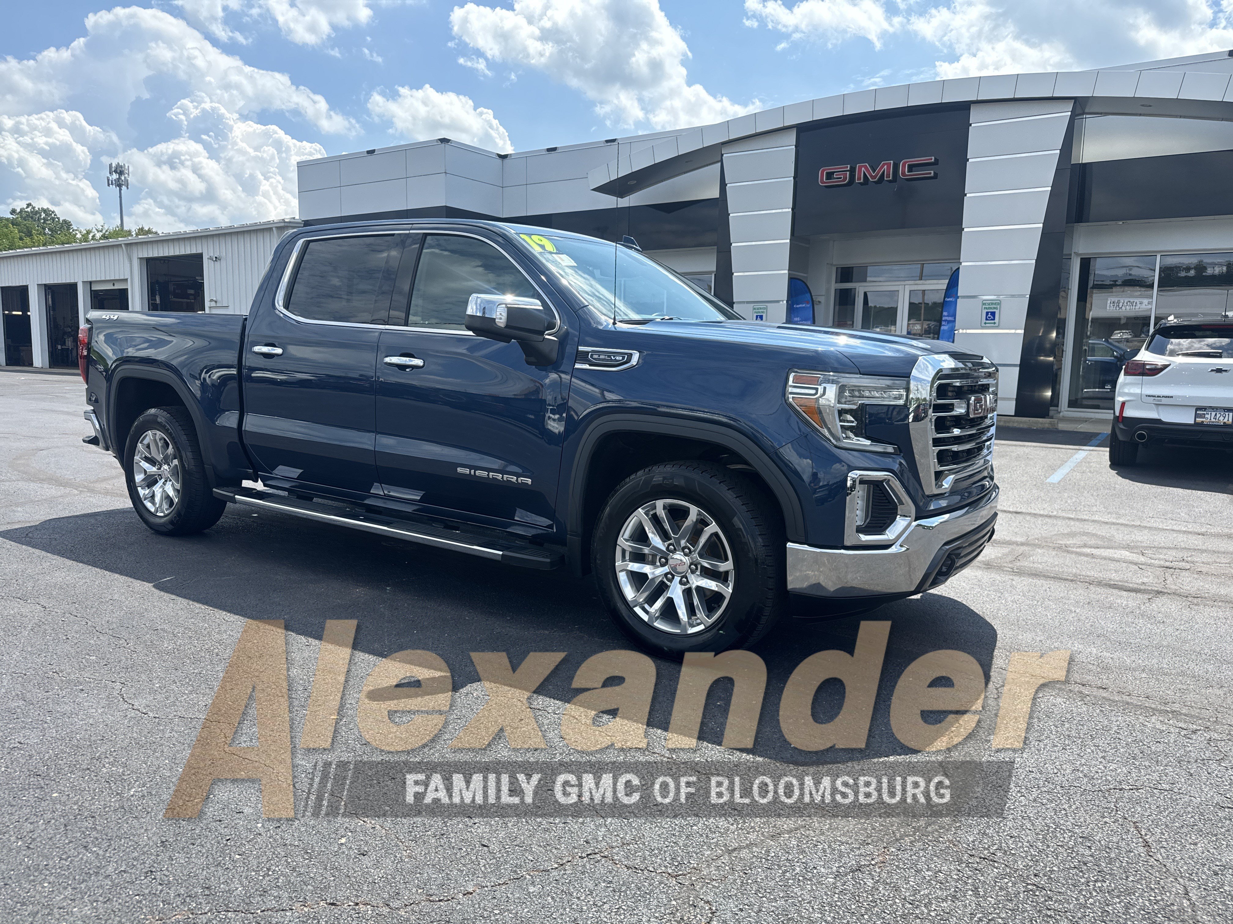 Used 2019 GMC Sierra 1500 SLT w/ SLT Premium Package